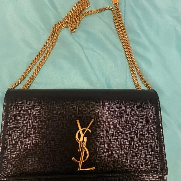 KATE MEDIUM IN GRAIN DE POUDRE EMBOSSED LEATHER - Picture 7 of 8